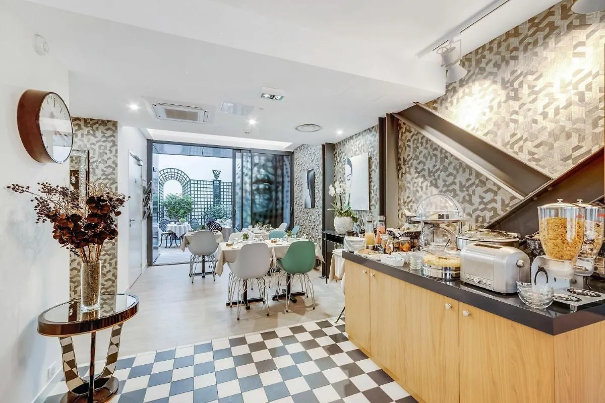 Hotel Eiffel Mademoiselle Parijs