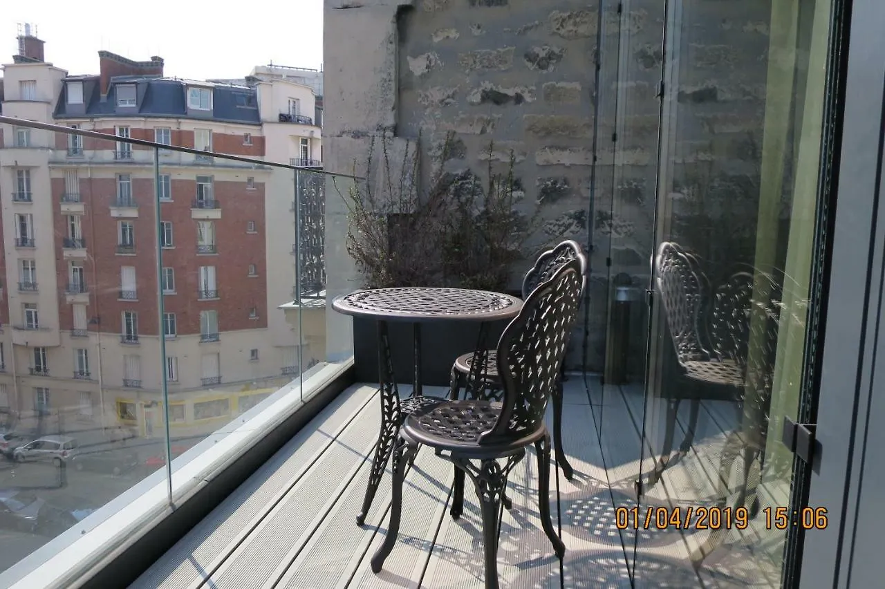 Eiffel Mademoiselle Hotel 4*